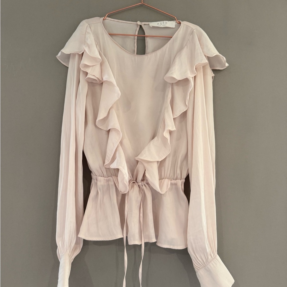 Astr Cream Ruffle Tie Blouse - Picture 2 of 8
